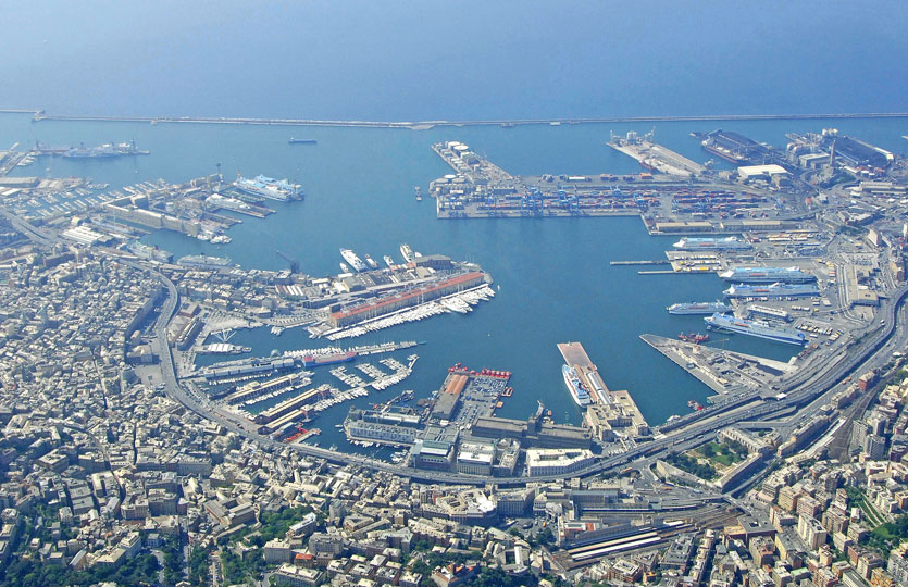 40 x 10 Meter Ligplaats Genova Jachthaven Te Koop