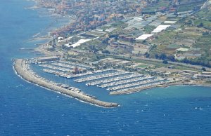 31 x 6.5 Meter Ligplaats Jachthaven Degli Aregai Te Koop