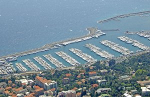 26 x 5.9 Meter Ligplaats San Remo Portosole Jachthaven Te Koop