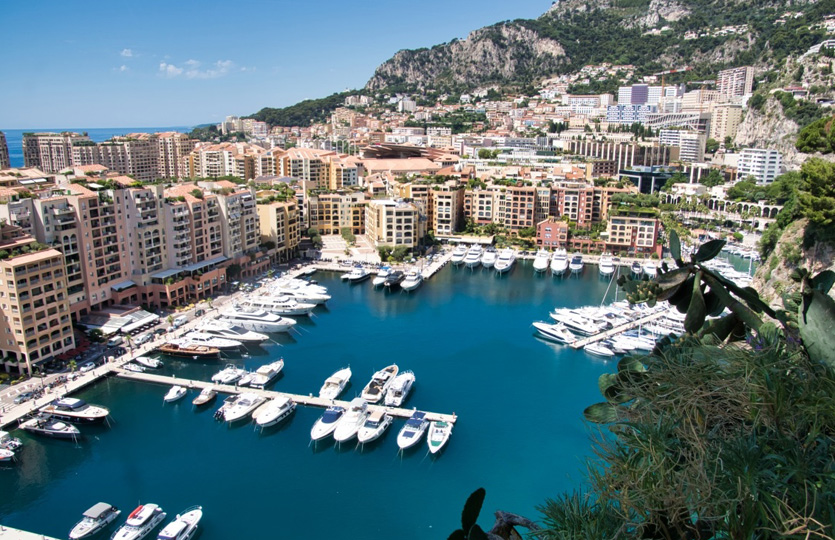 35 X 9 Meter Ligplaats Fontvielle Jachthaven Monaco Te Koop