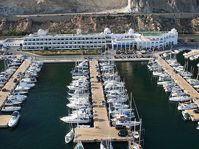 Aguadulce Jachthaven - Ligplaatsen jachthaven Aguadulce Jachthaven - Ligplaatsen jachthaven