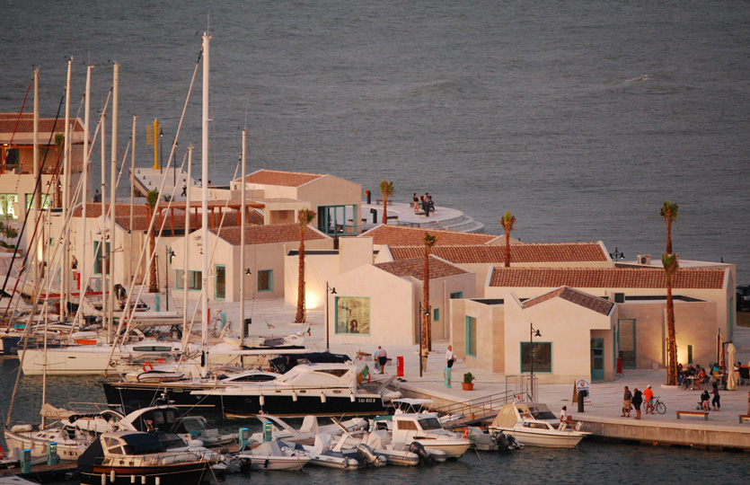 Jachthaven di Rodi Garganico - Ligplaatsen jachthaven Jachthaven di Rodi Garganico - Ligplaatsen jachthaven