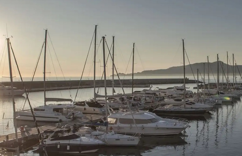 Jachthaven Di Chiavari Calata Ovest - Ligplaatsen jachthaven Jachthaven Di Chiavari Calata Ovest - Ligplaatsen jachthaven